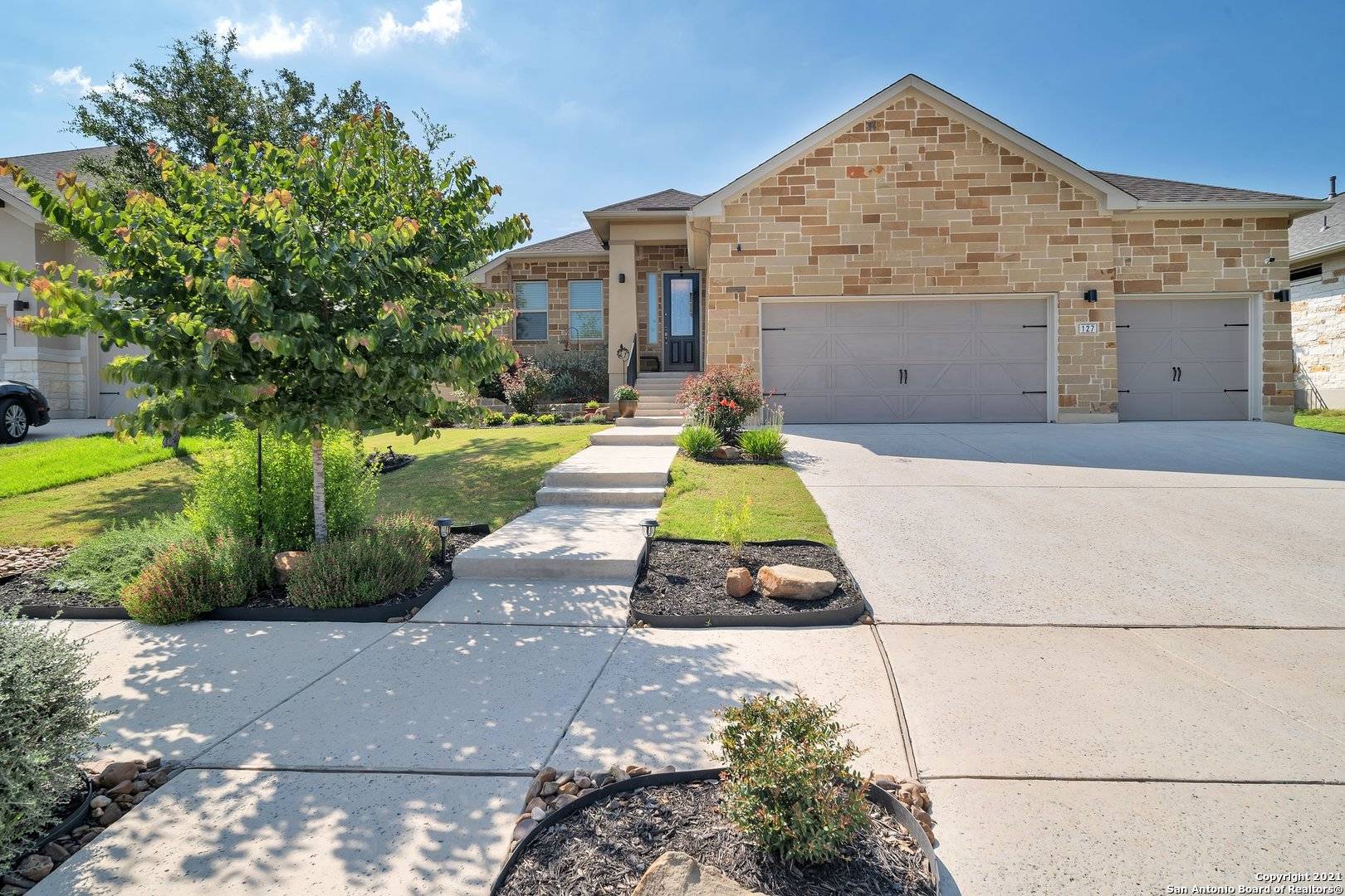 Boerne, TX 78006-2963,127 ESCALERA CIR