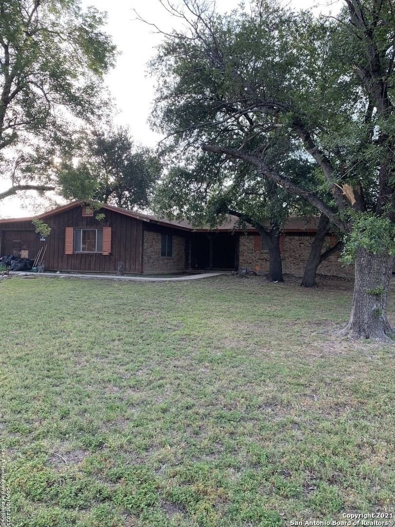 Carrizo Springs, TX 78834,603 12th St