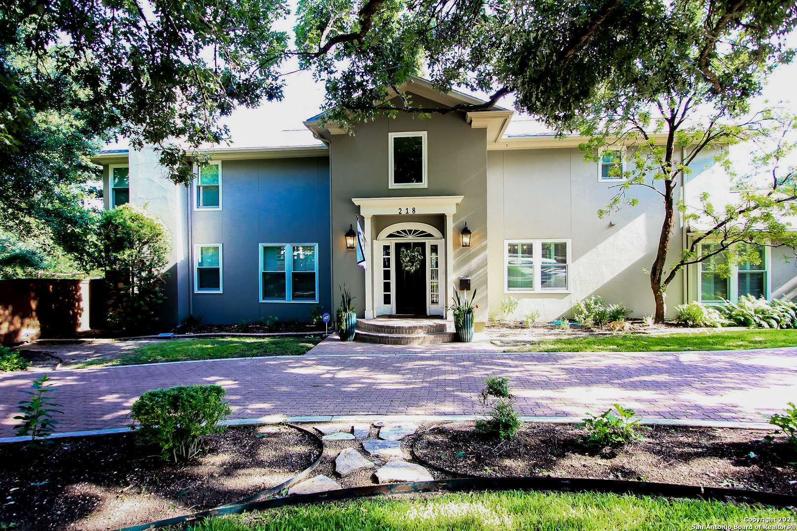 Terrell Hills, TX 78209-5432,218 RIDGEMONT AVE