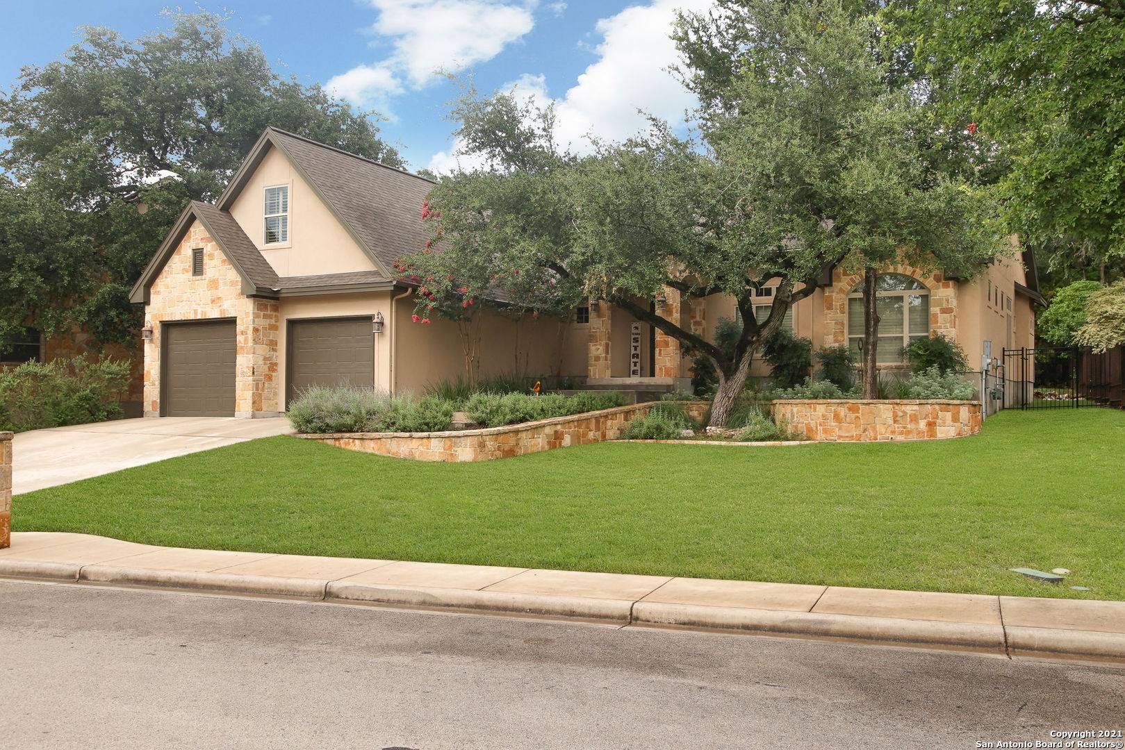 New Braunfels, TX 78130-5240,416 WILLIAMS WAY