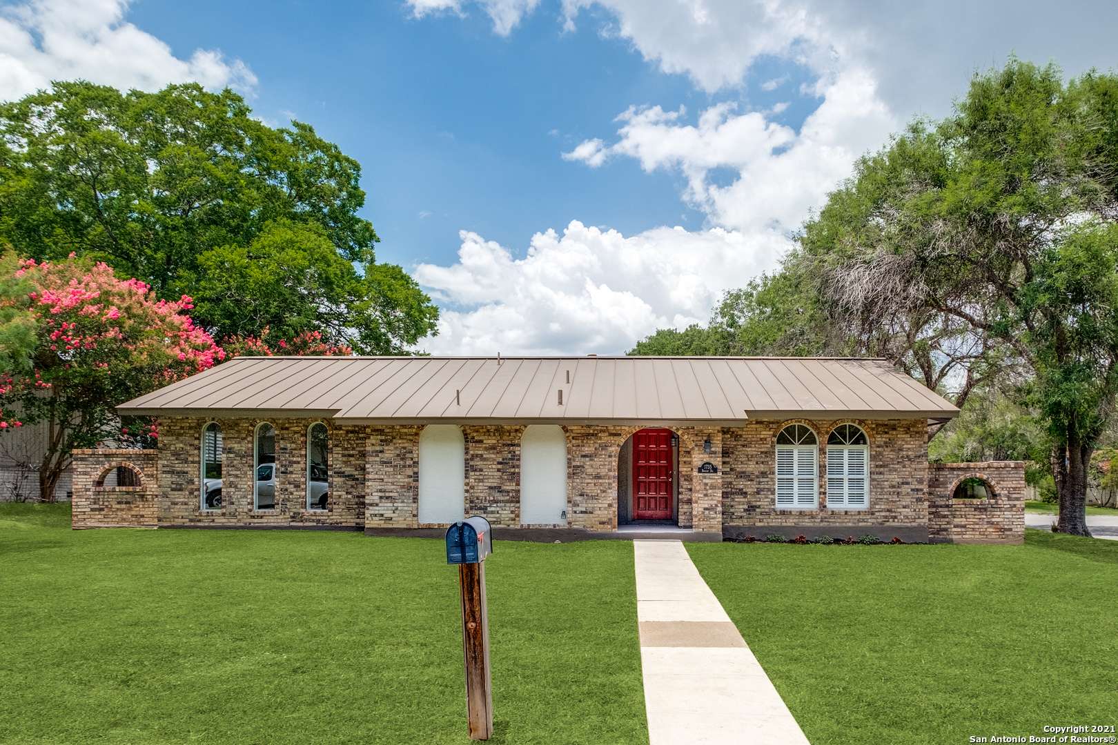 San Antonio, TX 78232-4403,1735 BROGAN DR