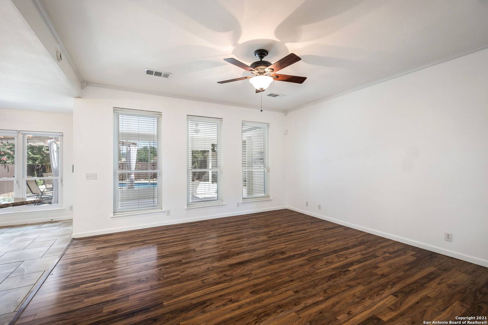 Schertz, TX 78154-2649,2568 Cove Trail