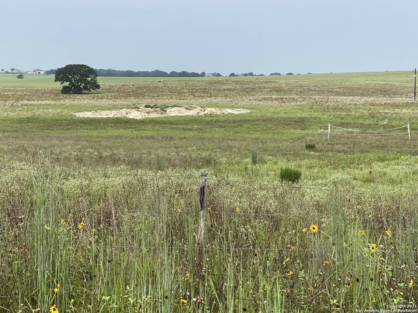 La Vernia, TX 78121-5742,283 COUNTY ROAD 319