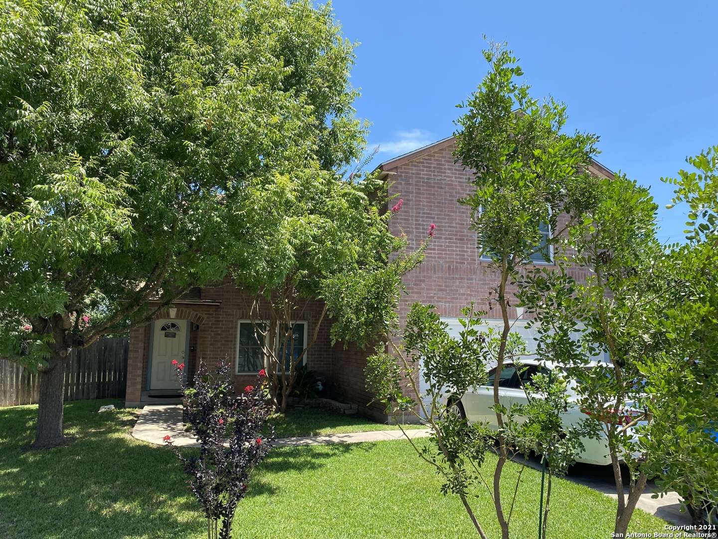 Helotes, TX 78023-4421,9503 DIAMOND CLIFF DR