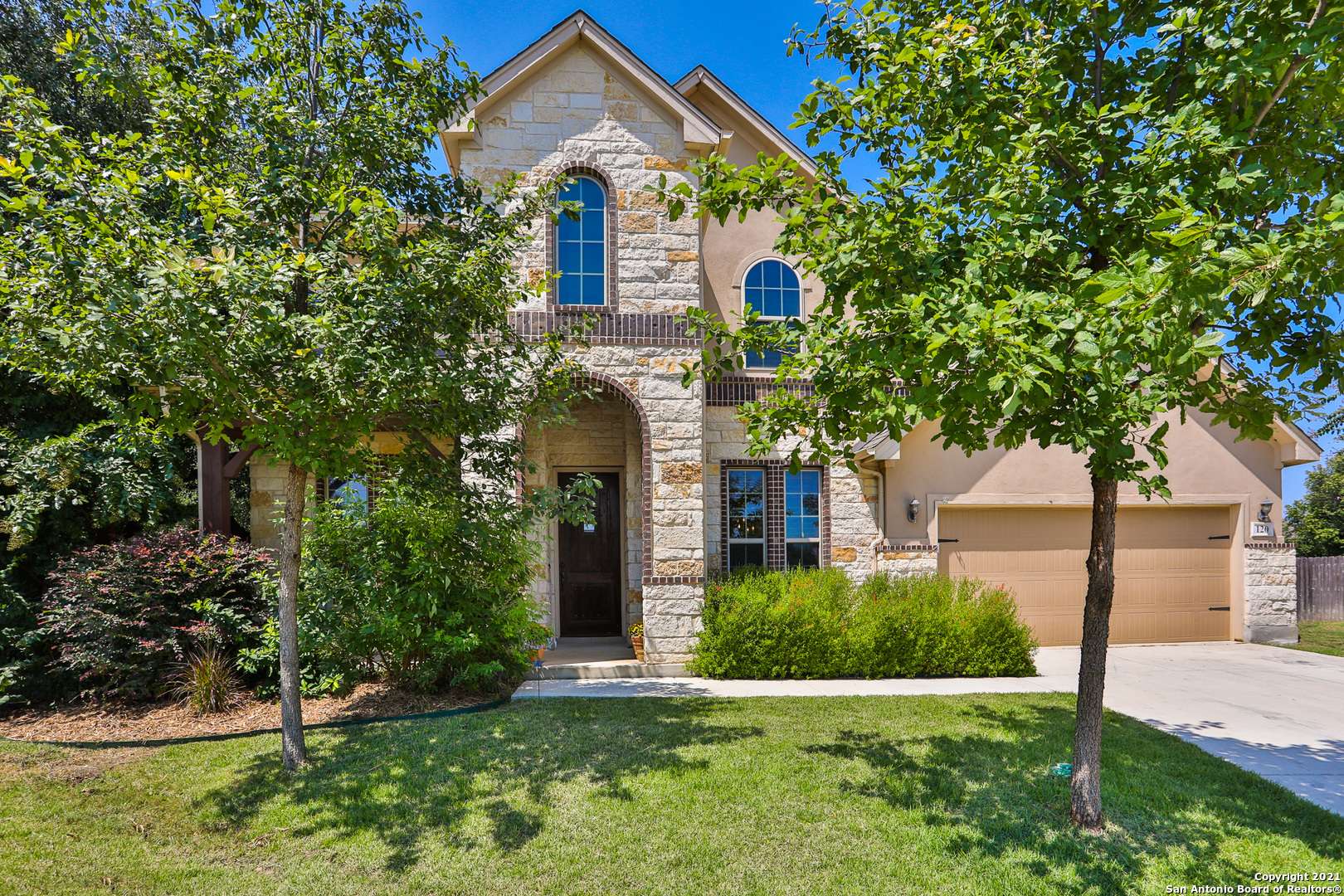 Boerne, TX 78006-2869,120 ALDER WOODS