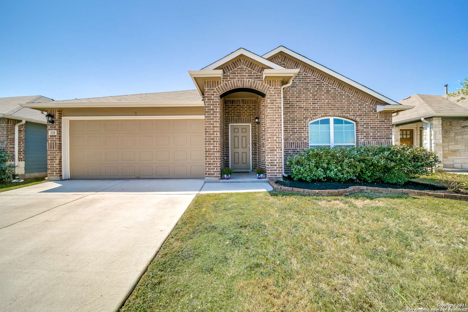 New Braunfels, TX 78130-6597,529 MOONVINE WAY