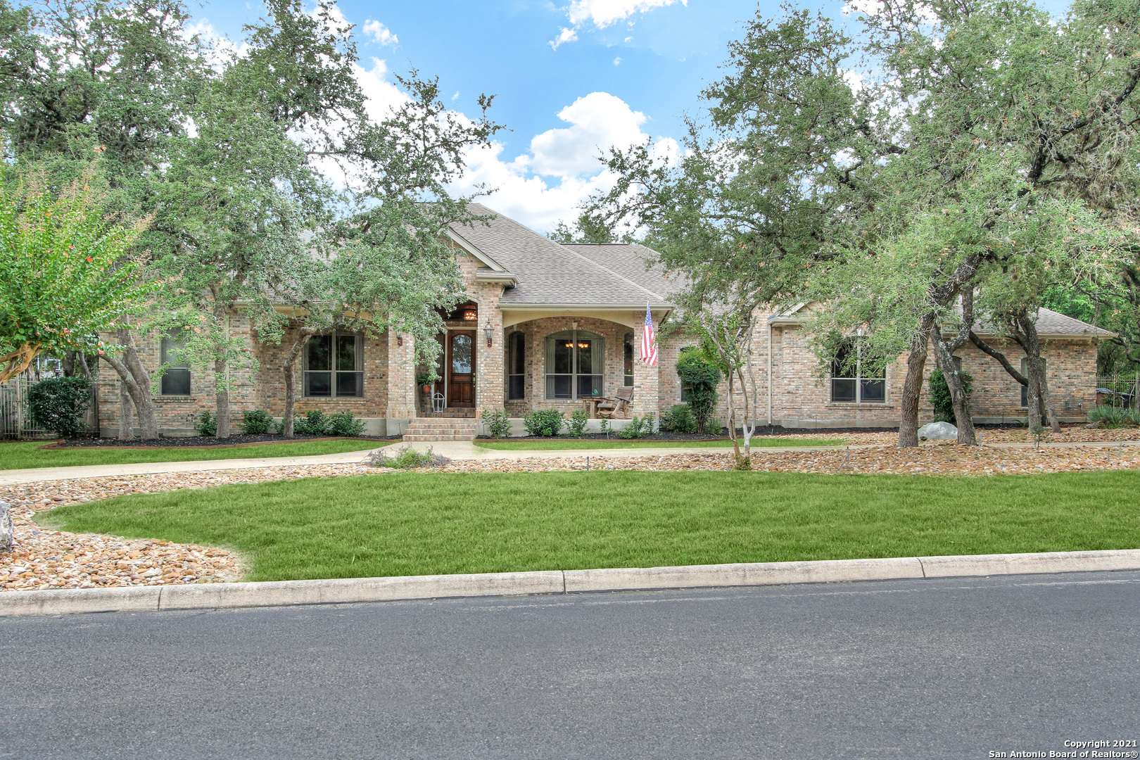 Boerne, TX 78015-6506,8245 JAMESTOWN SQ