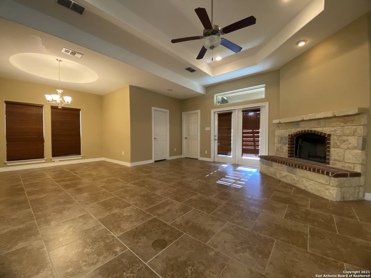 Selma, TX 78154-1864,15721 Fair Ln