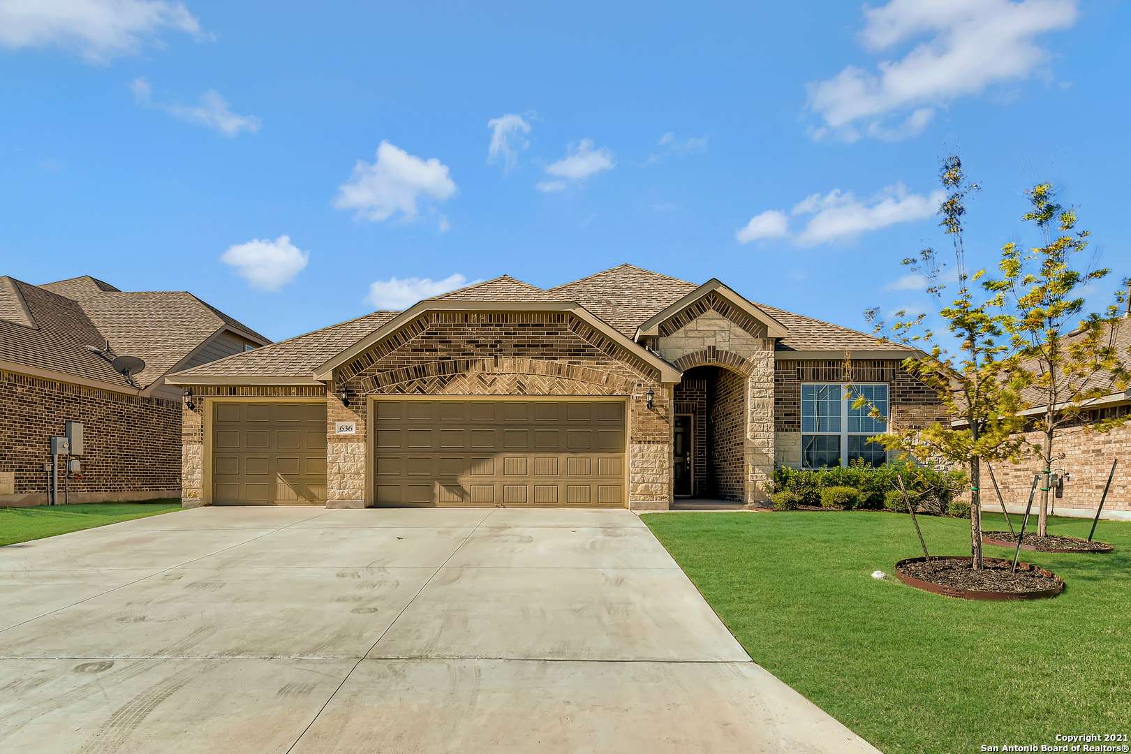 New Braunfels, TX 78130-4689,636 RIDGEMEADOW DR