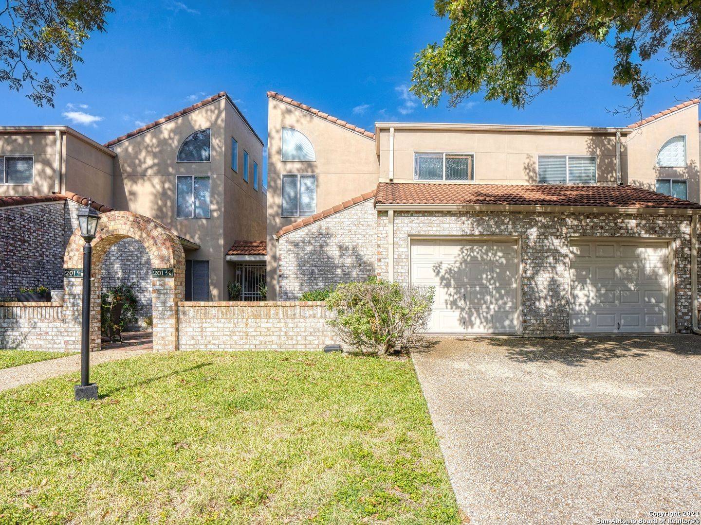 San Antonio, TX 78212-3470,201 CRAIG PL UNIT J