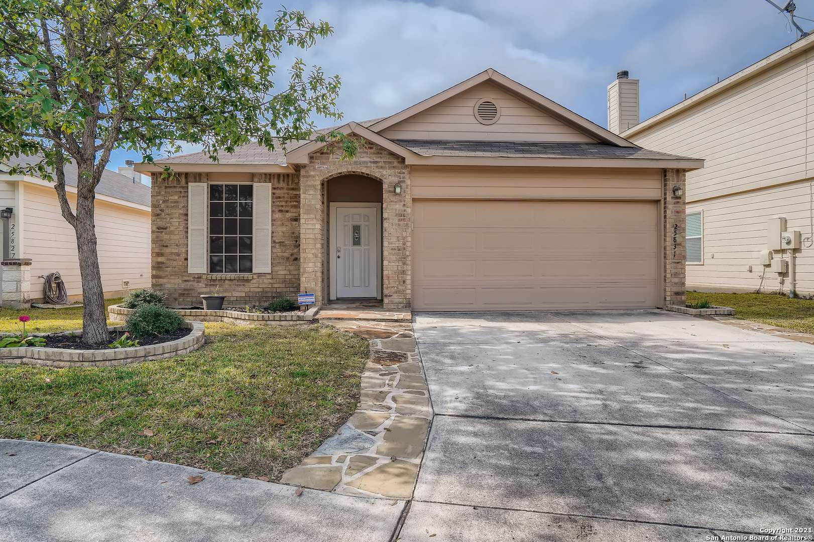 Boerne, TX 78015-6548,25831 LOST CREEK WAY