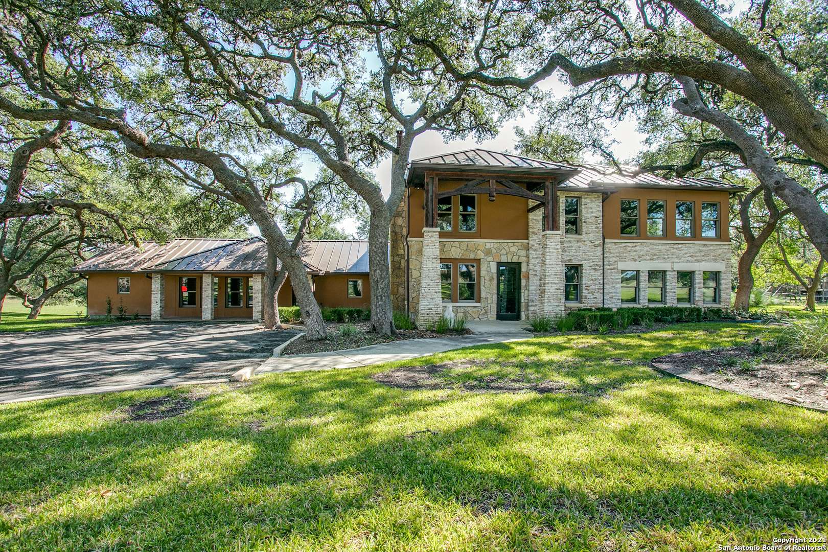 Boerne, TX 78006-8608,49 SCENIC LOOP RD