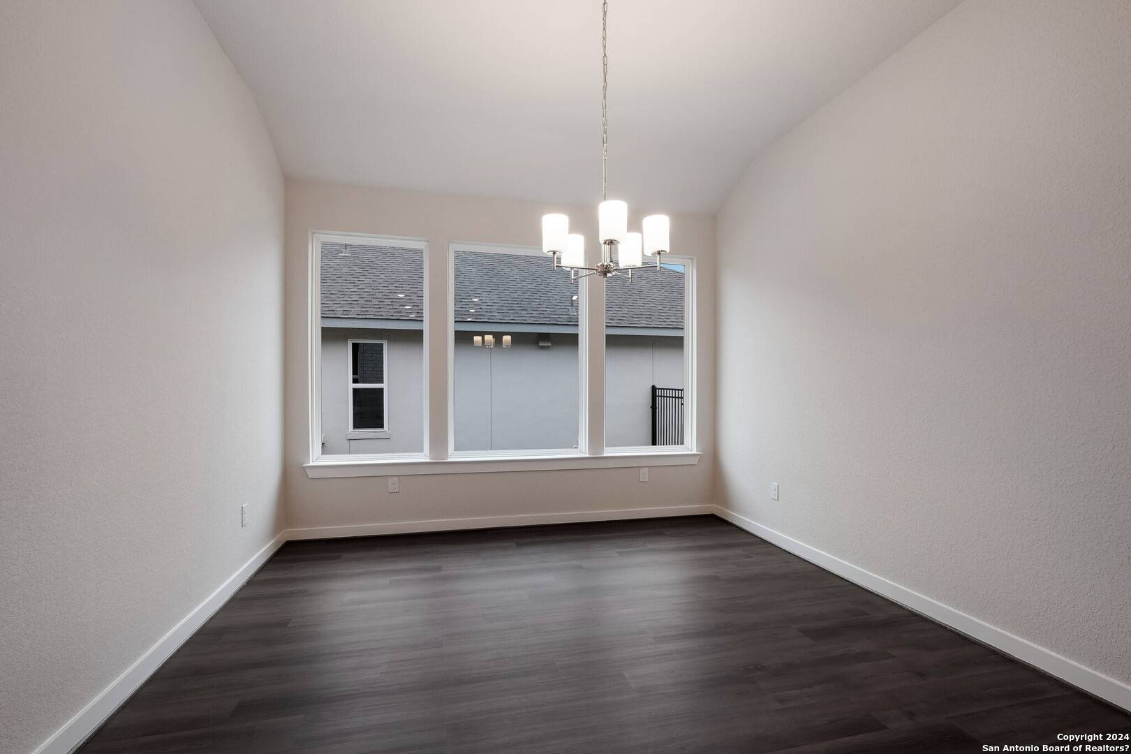 Boerne, TX 78006,117 Valencia