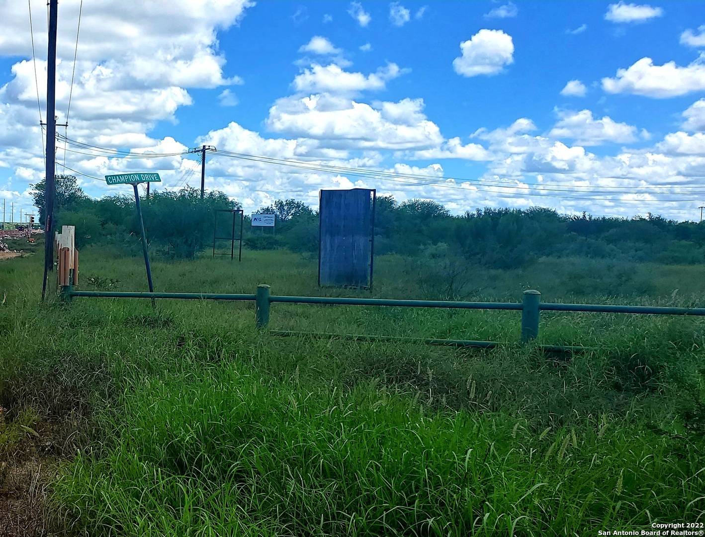 Cotulla, TX 78014,000W FM 468