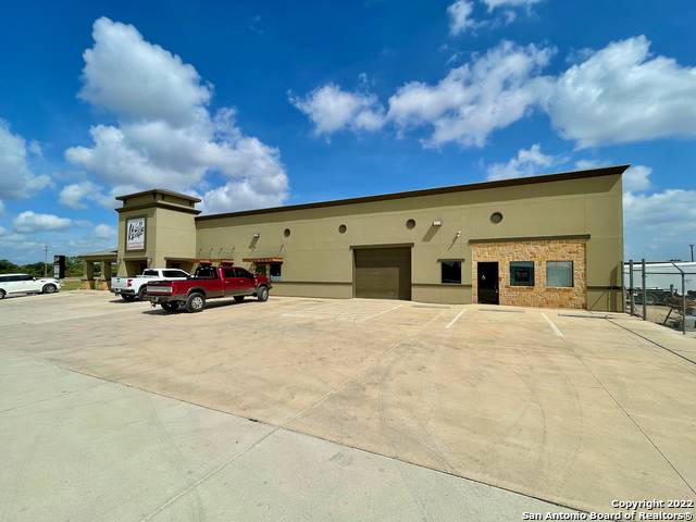 Pleasanton, TX 78064,2150 2nd St UNIT C