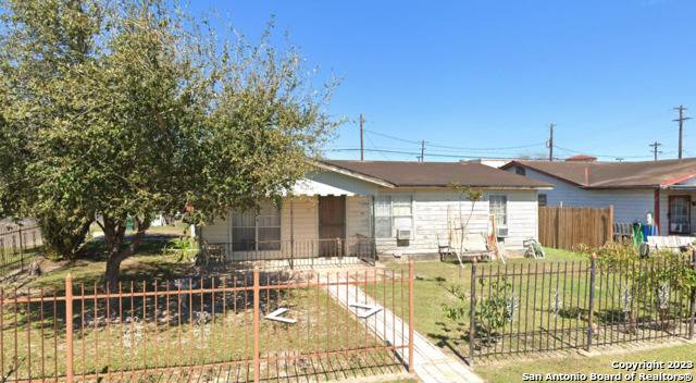 San Juan, TX 78589,114 Los Ebanos St