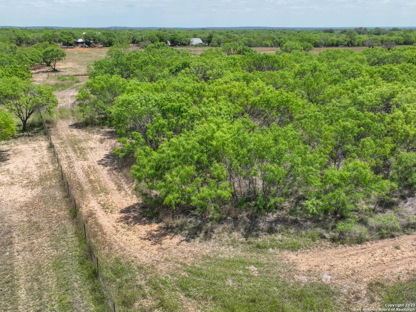 Hondo, TX 78861,001 TRACT 4 & 6 CR 7421