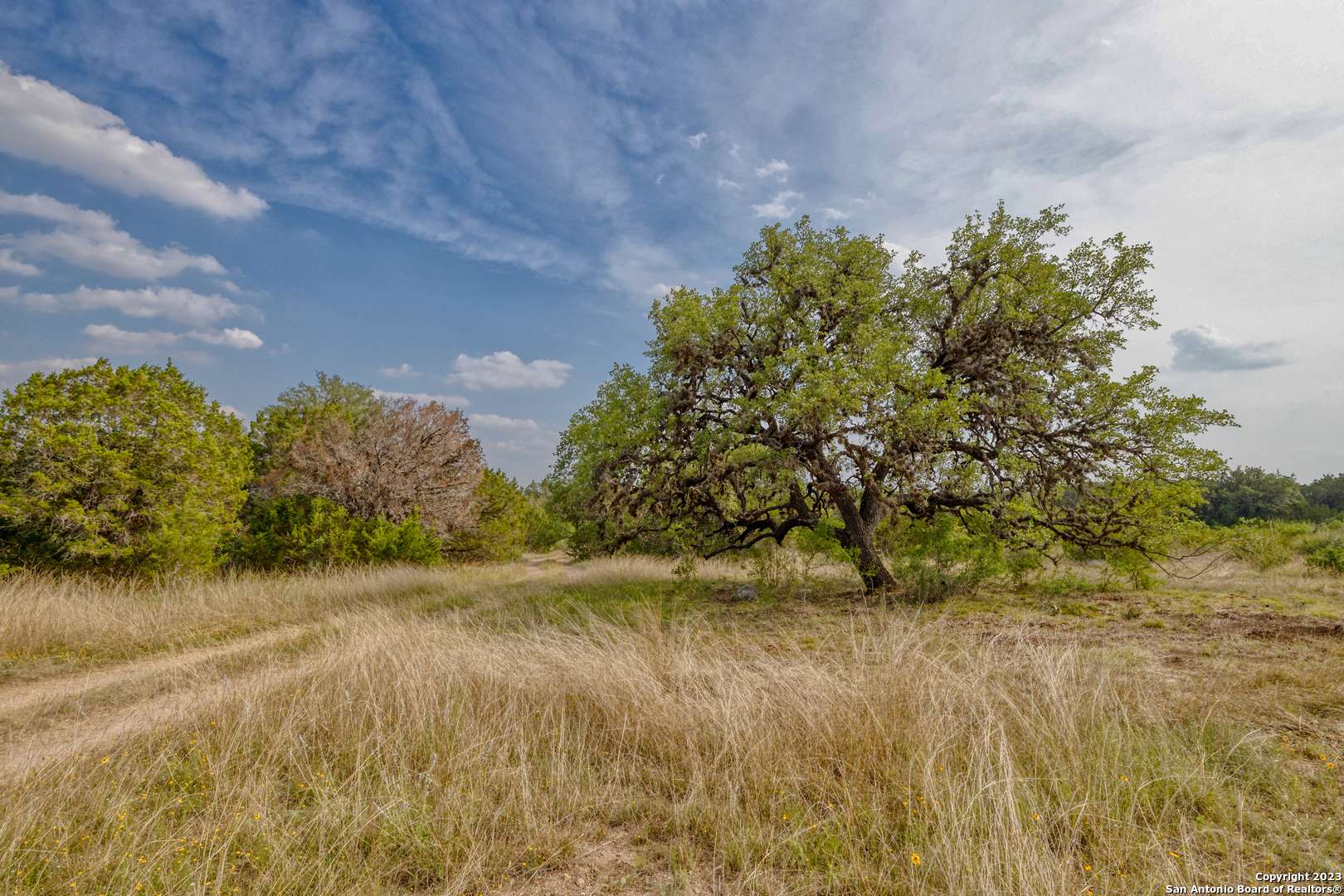Leakey, TX 78873,0 Hwy 83