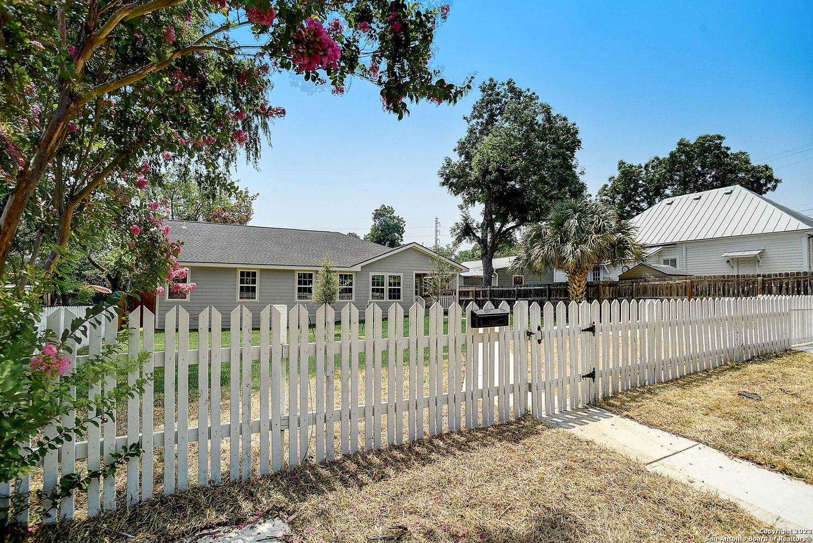 San Antonio, TX 78212-3654,113 RIPLEY AVE