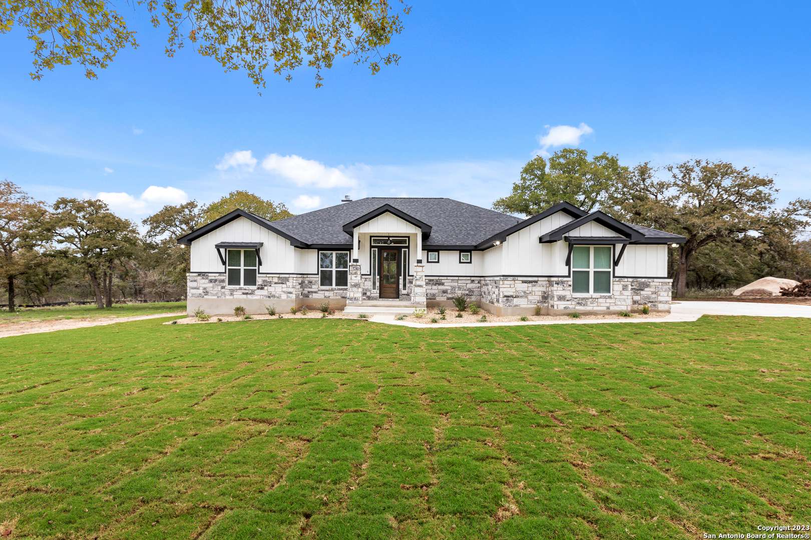 La Vernia, TX 78121,141 Hondo Drive