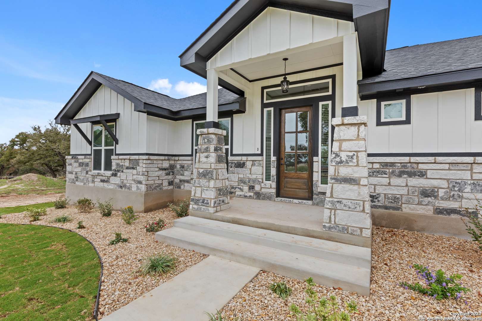 La Vernia, TX 78121,141 Hondo Drive
