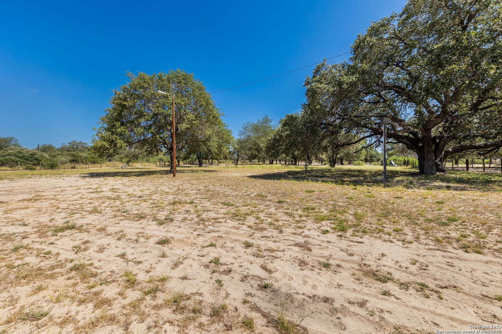 Natalia, TX 78059-2518,358 COUNTY ROAD 6814