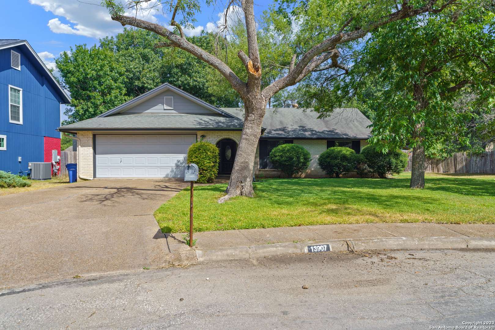 San Antonio, TX 78247,13907 Lone Tree St