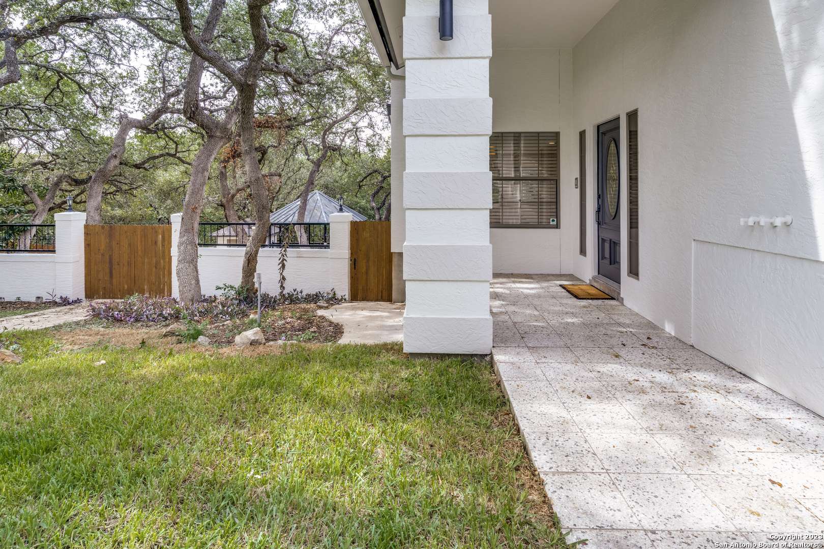 San Antonio, TX 78248-1404,16911 Hidden Oak Woods