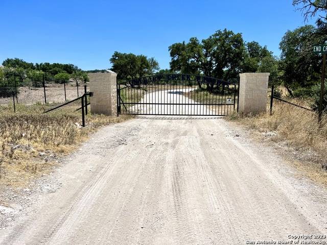 Rocksprings, TX 78880,00 SD 16000