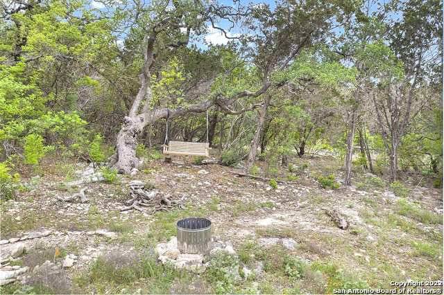 Hondo, TX 78861,377 County Road 243