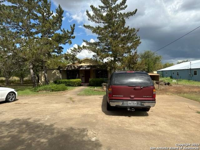 Jourdanton, TX 78026,791 HWY 16