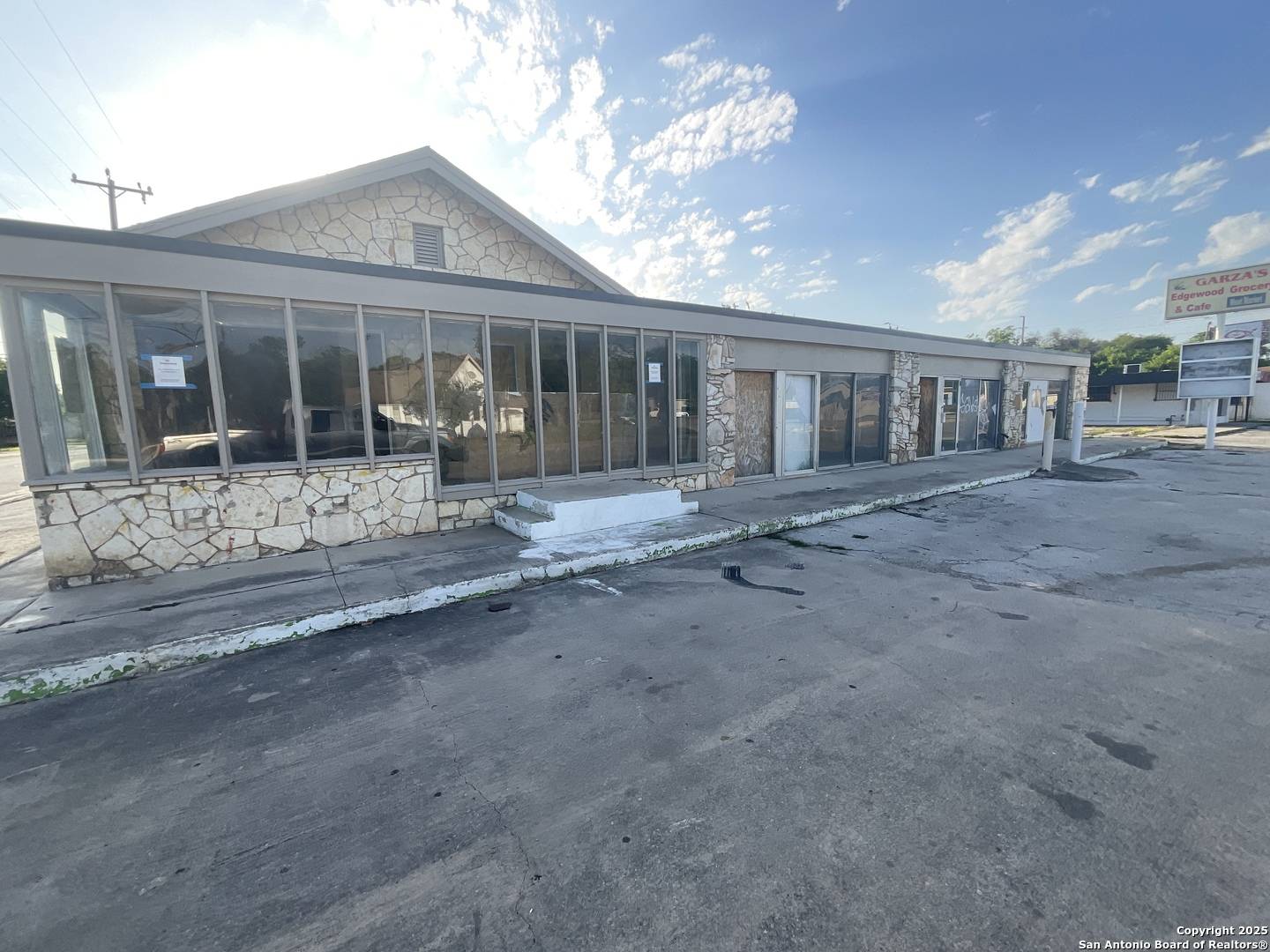 San Antonio, TX 78237-4329,655 CUPPLES RD
