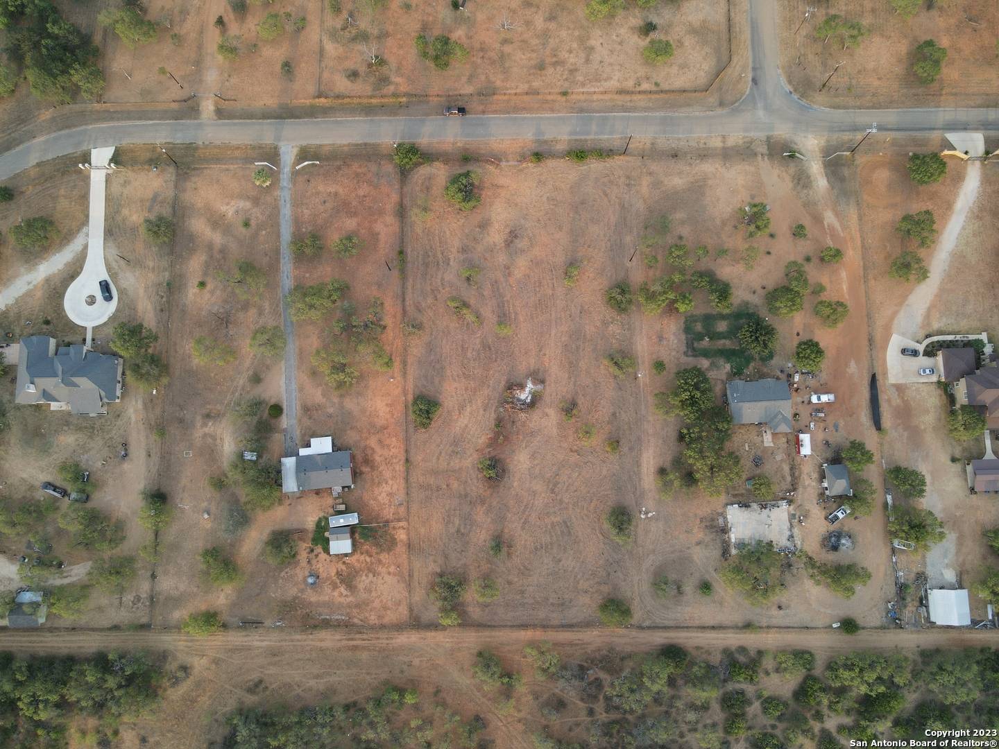 Lytle, TX 78052,140 View Dr