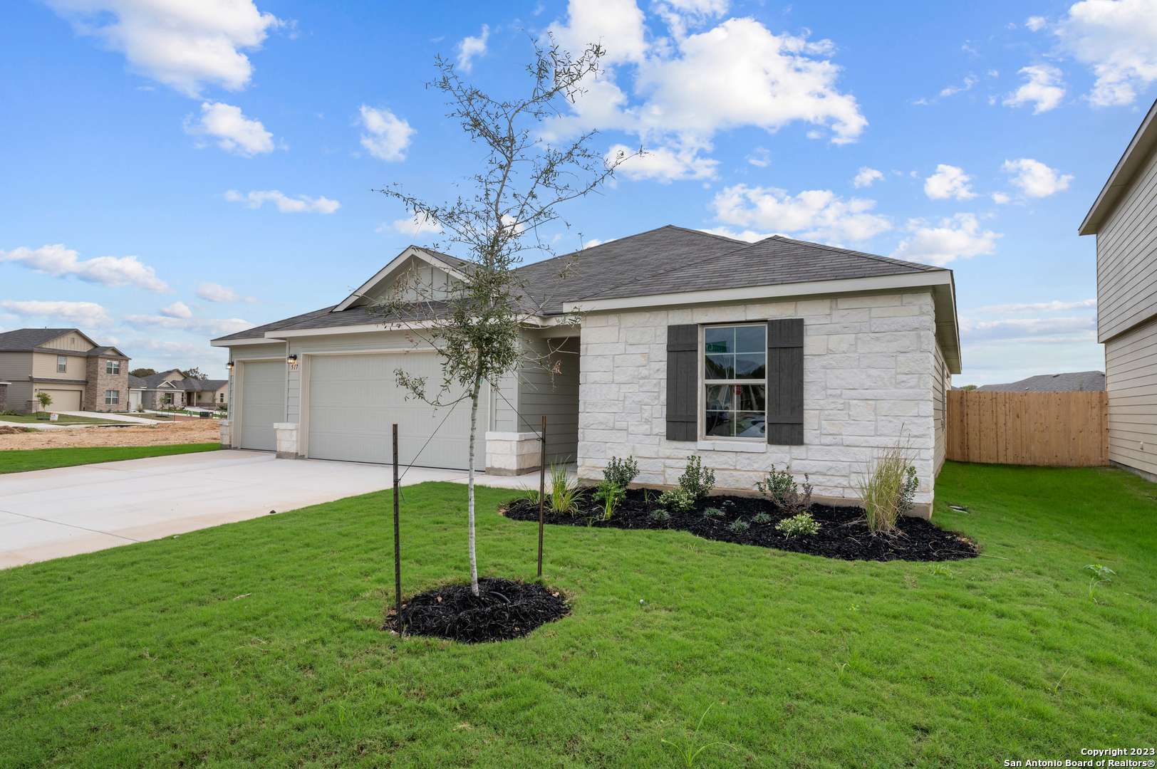 Seguin, TX 78155,517 Cypress Arbor