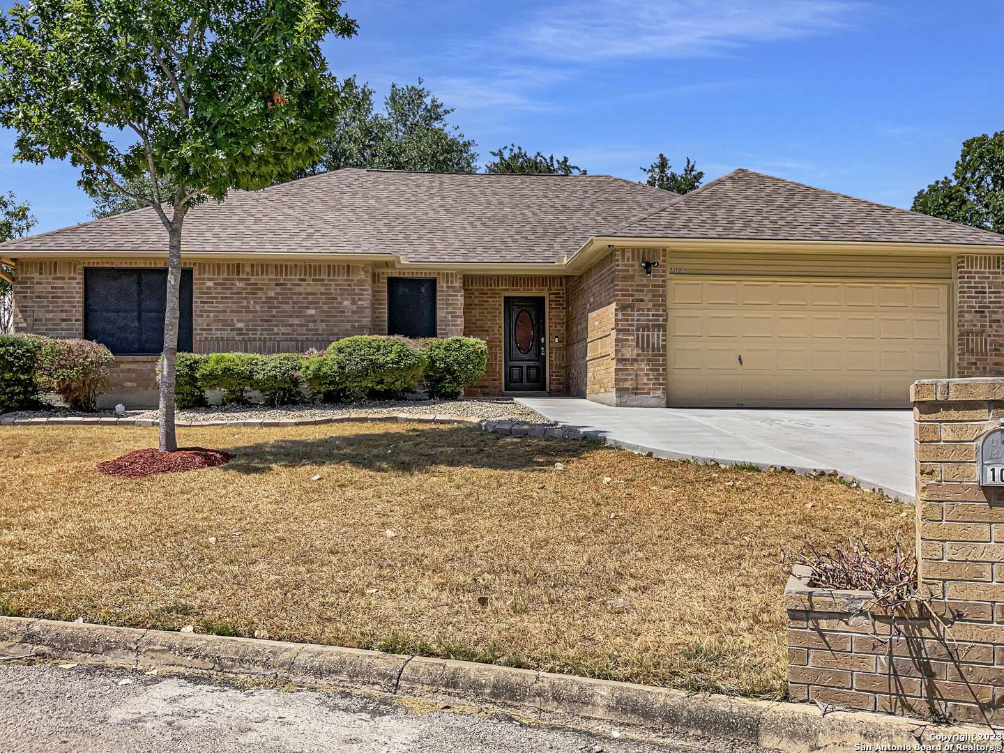 Castroville, TX 78009,104 River Knoll