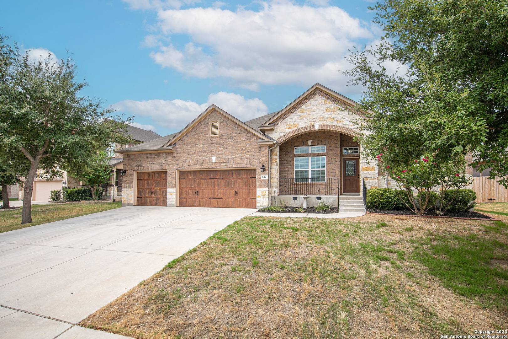 Cibolo, TX 78108-4349,613 OAKMONT WAY