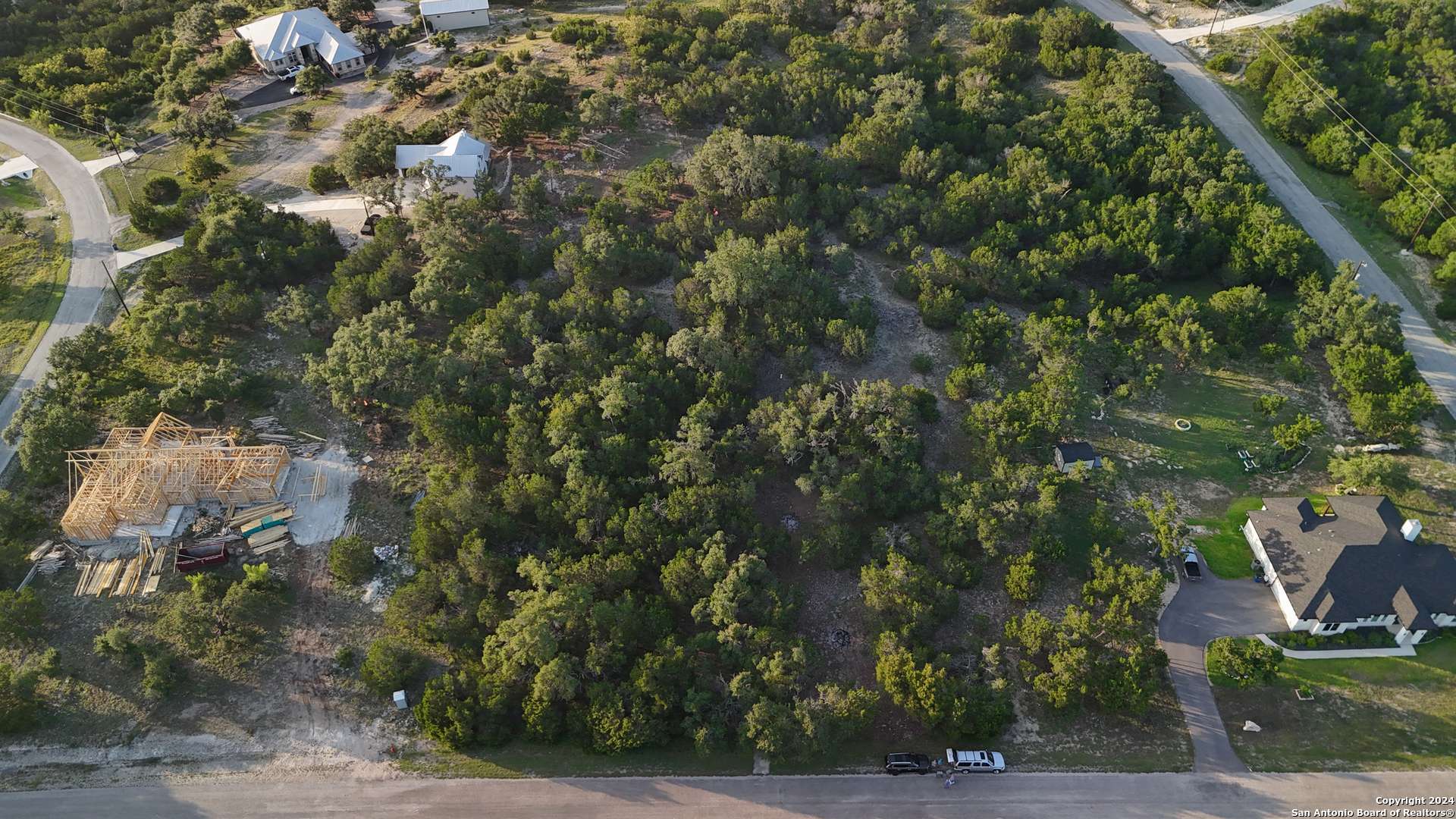 Fischer, TX 78623,235 Flanders