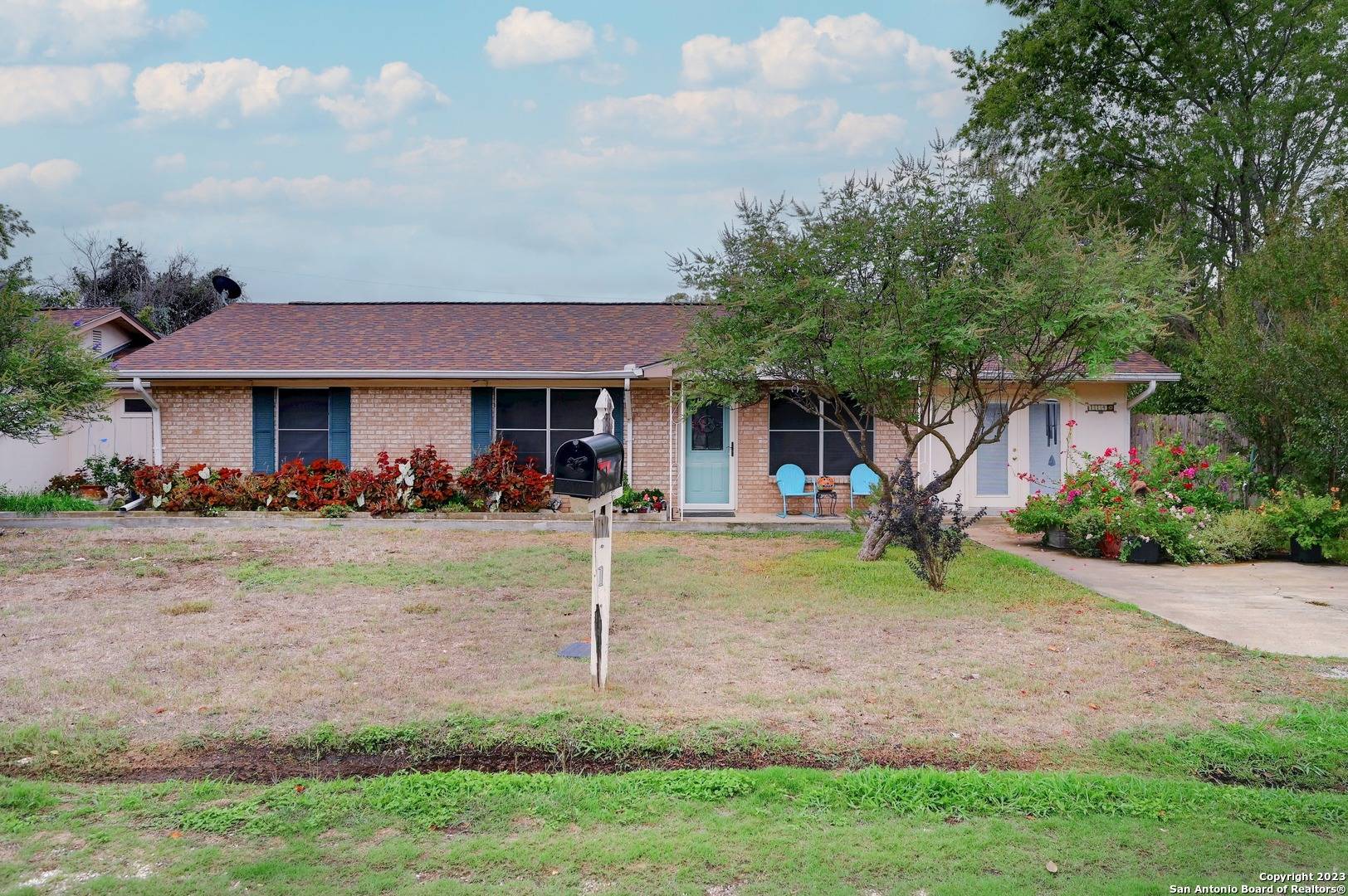 Kerrville, TX 78028-7077,114 LAUREL WAY