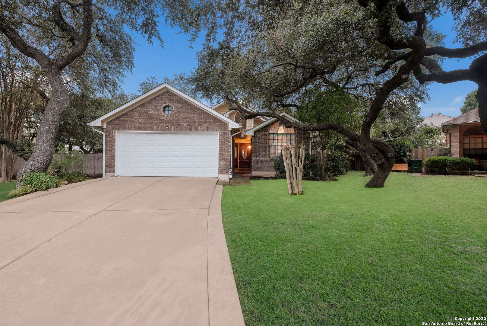 San Antonio, TX 78240-4924,8802 LOST ARBOR CIR