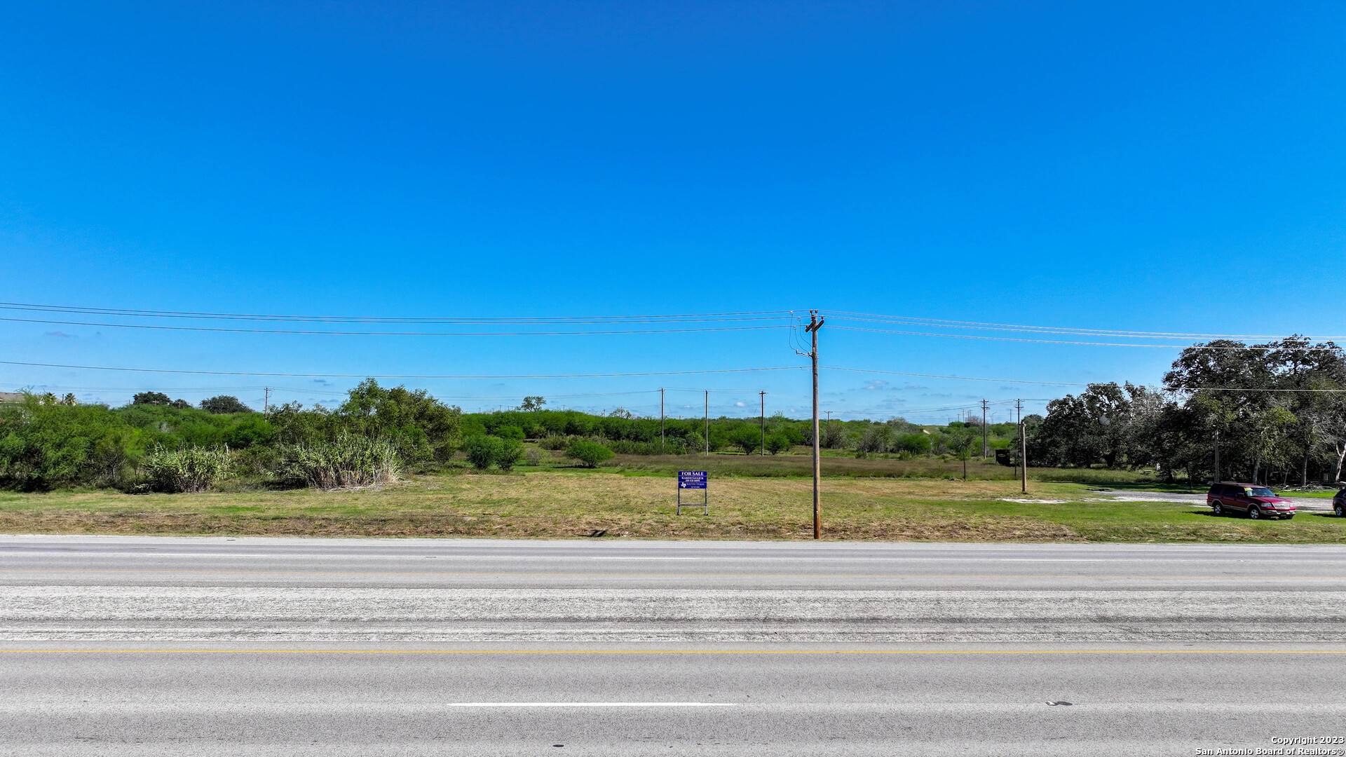 Kenedy, TX 78119,4529 US-181 S