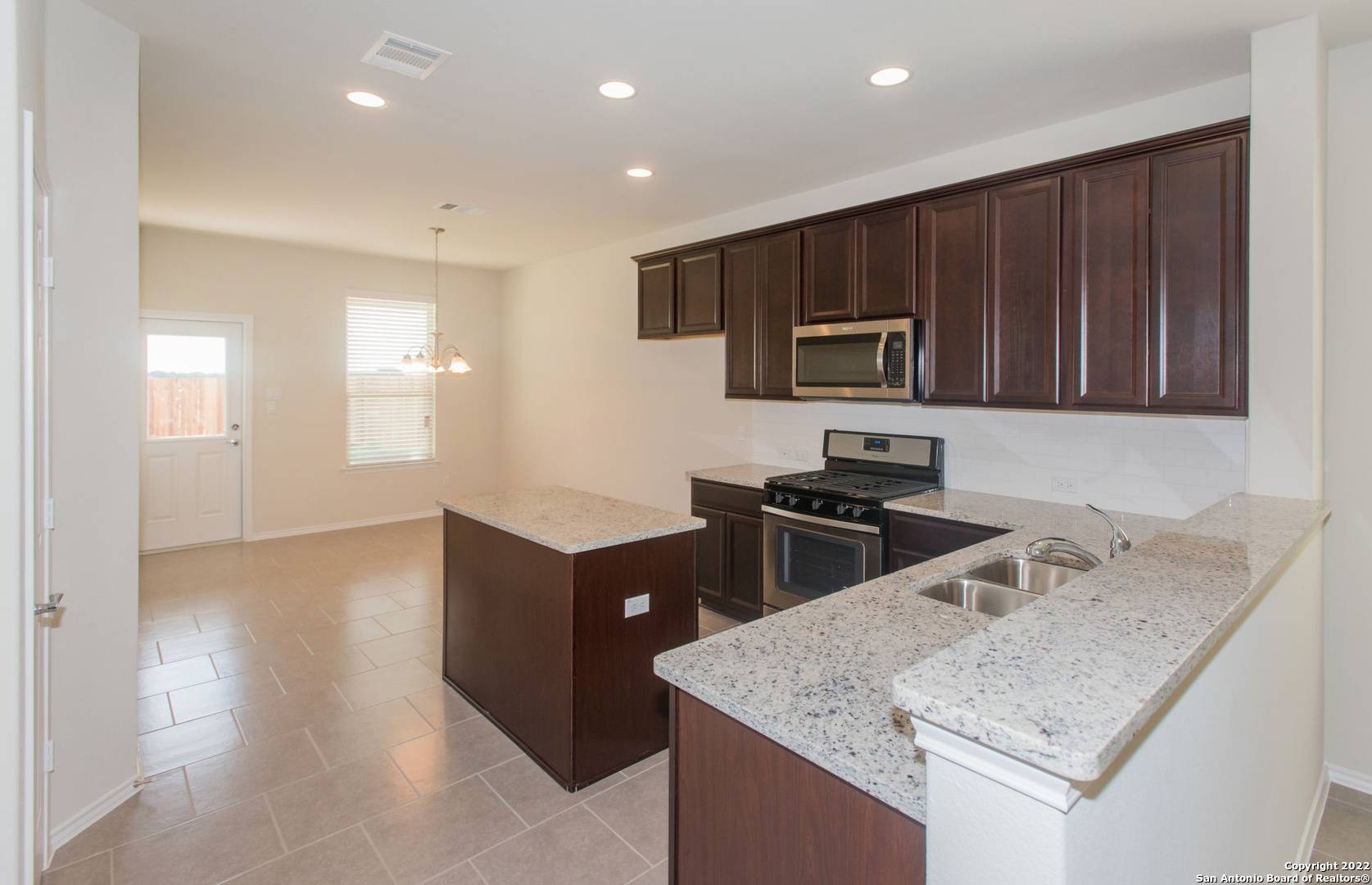 San Antonio, TX 78252,10647 Mexia Ave