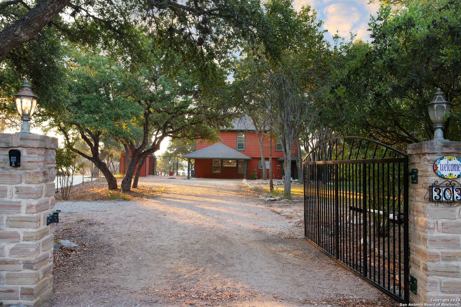 Canyon Lake, TX 78133-2932,3032 LAKESHORE DR