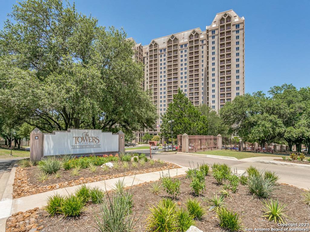 San Antonio, TX 78209,1 Towers Park Ln UNIT 1615