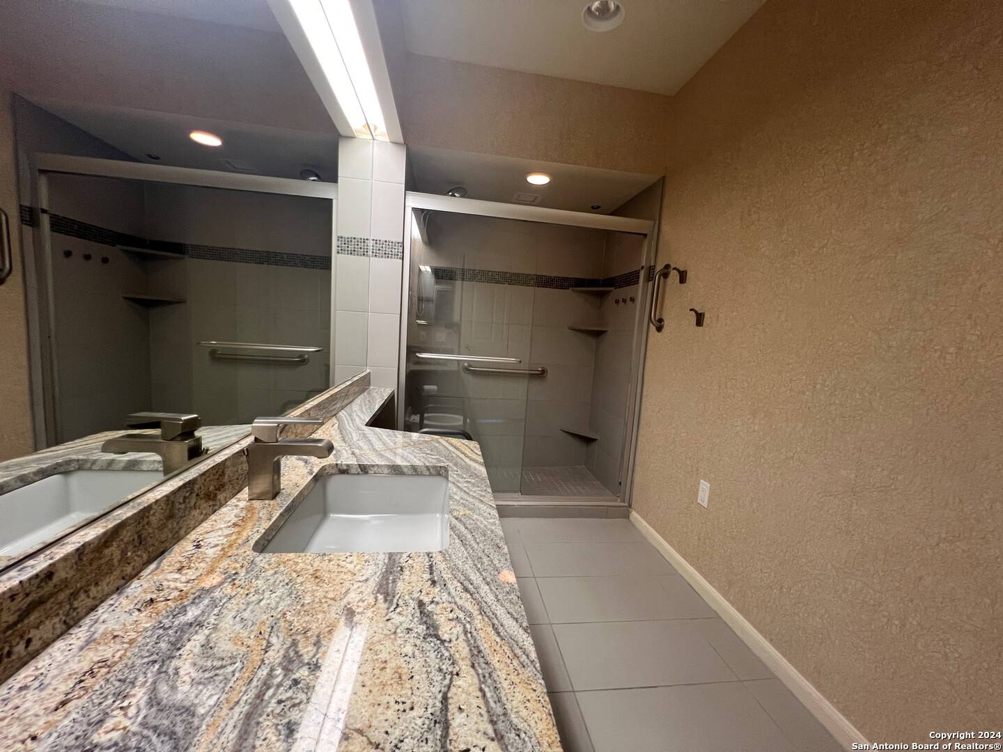 San Antonio, TX 78209,1 Towers Park Ln UNIT 1004