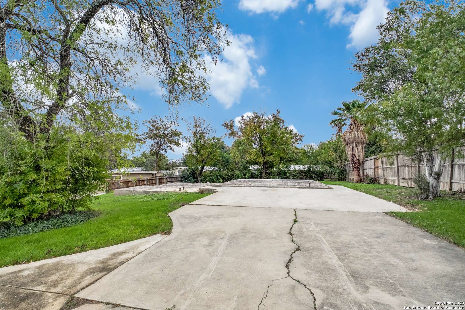 Terrell Hills, TX 78209-5532,532 RITTIMAN RD