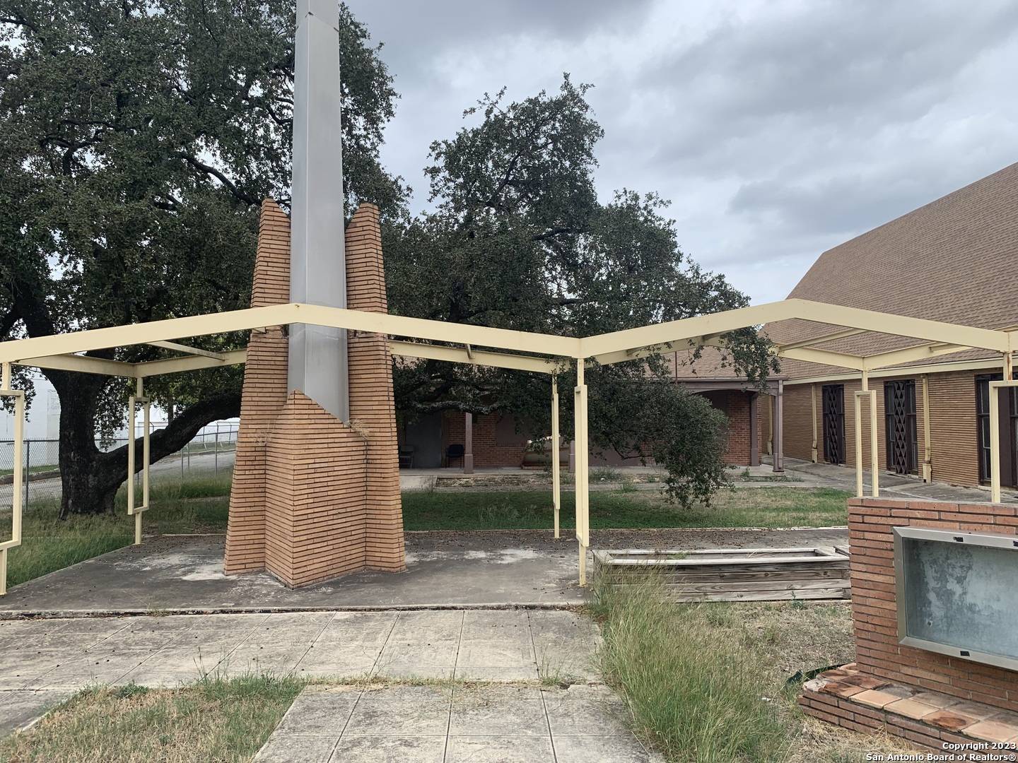 San Antonio, TX 78212,4611 SAN PEDRO AVE