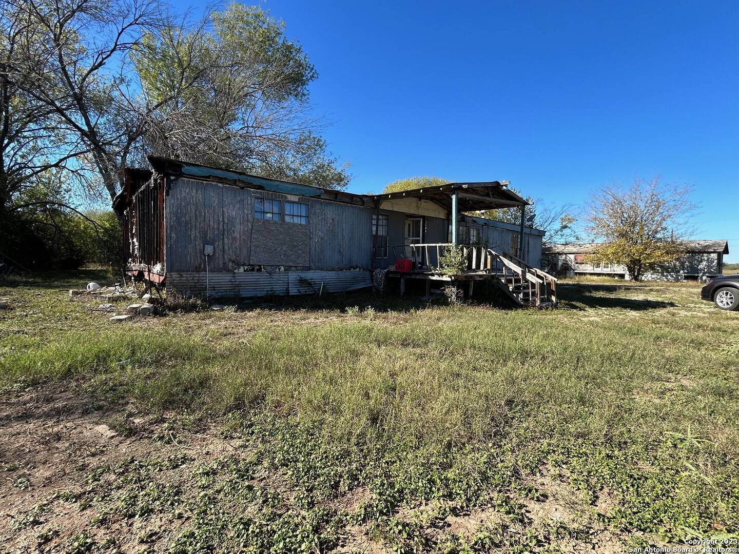 Hondo, TX 78861-1151,1108 AVENUE P