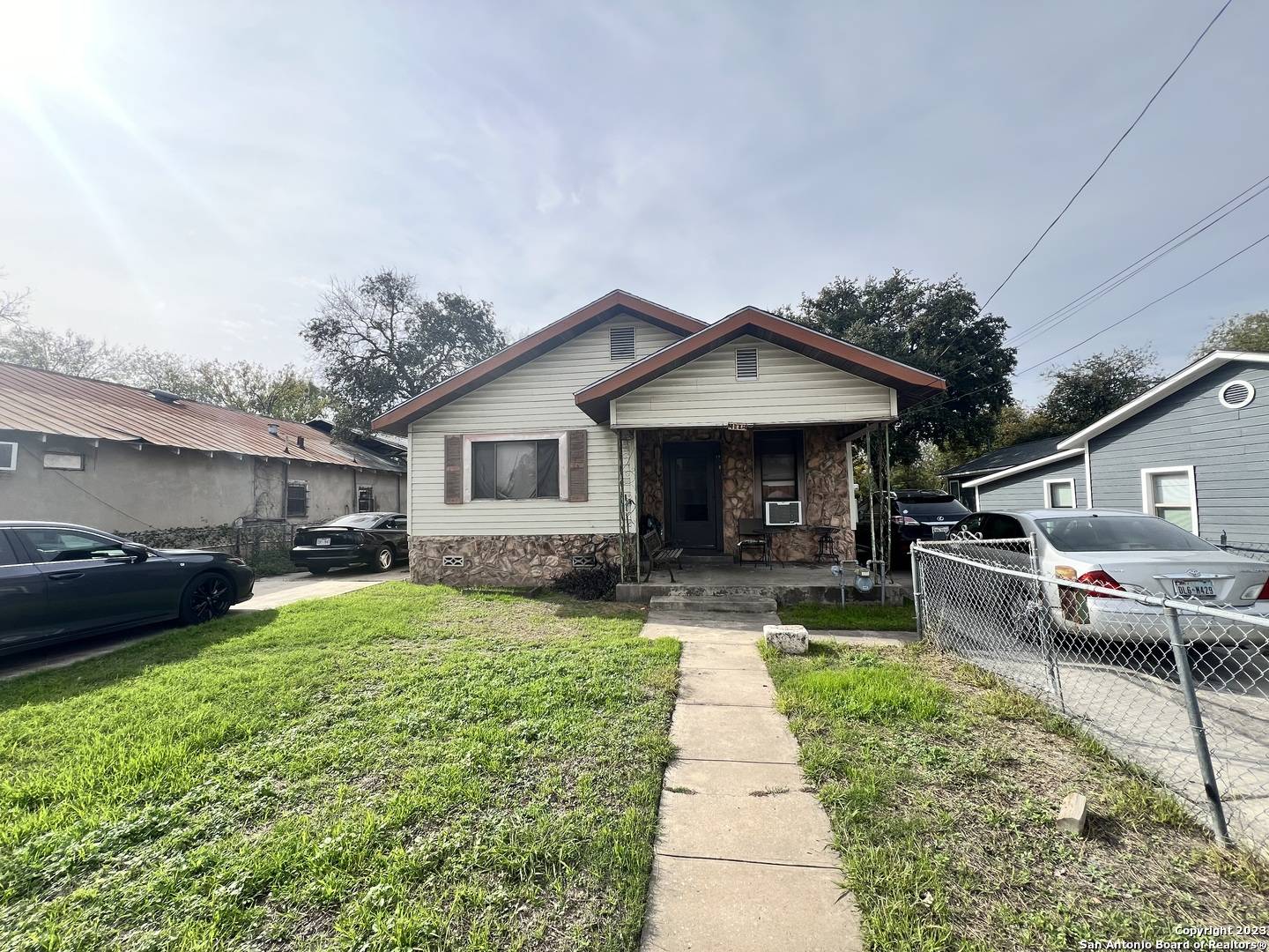 San Antonio, TX 78214-1207,4119 Flores St