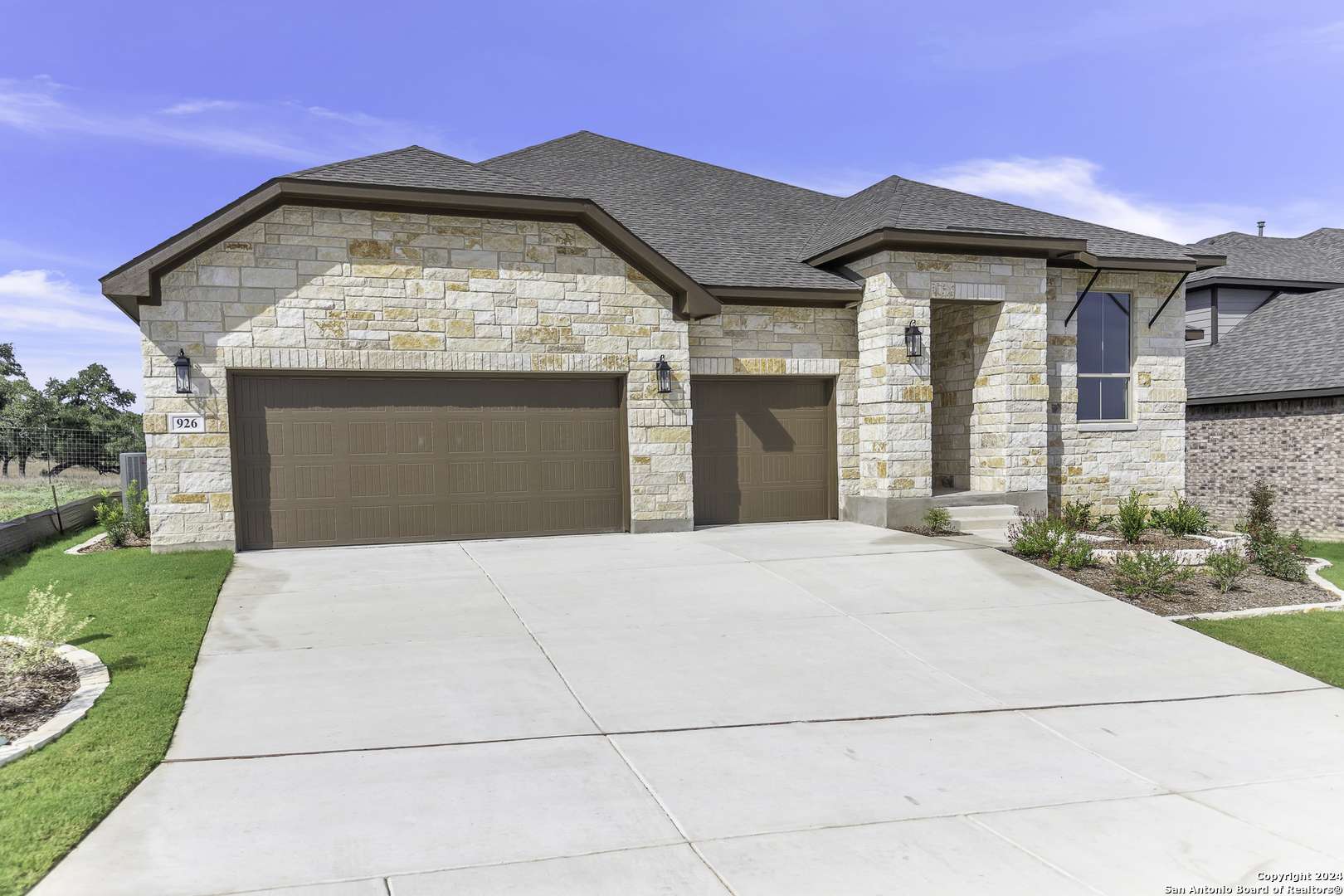 San Antonio, TX 78260,926 GYNGELL LANE