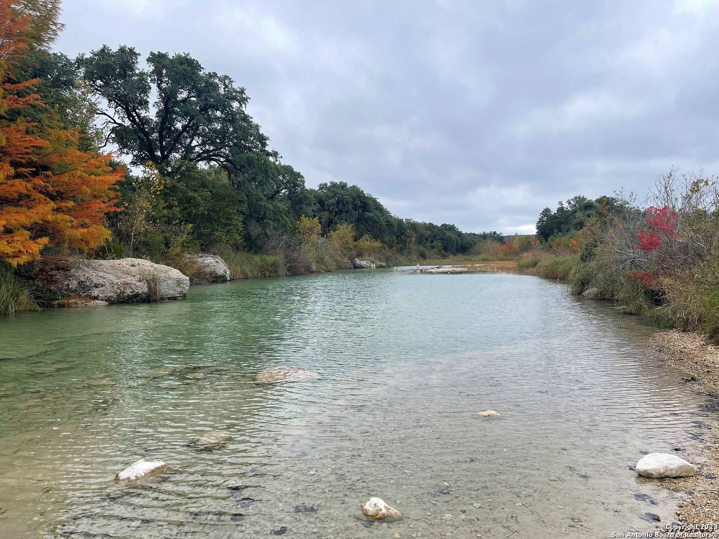 Uvalde, TX 78801,167 White Tail Run